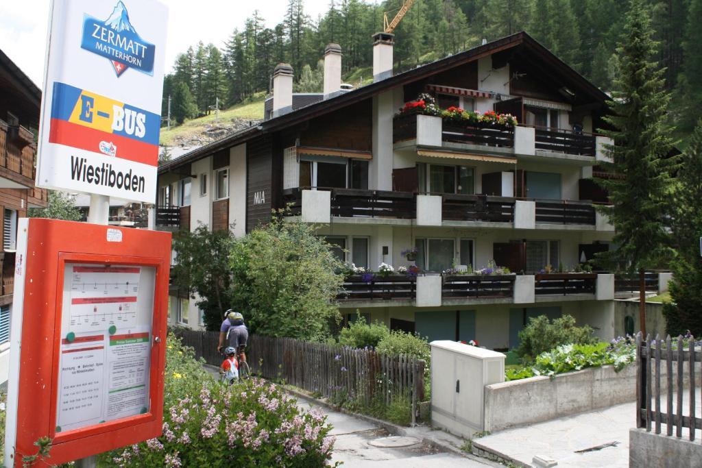 Ferienwohnung Haus Mia Zermatt Exterior foto